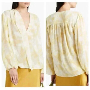 NWT Vince Pastel Floral Blouse Butter Yellow size XS